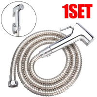 Set Kepala Selang Holder Jet Shower Spray Toilet Bidet Kloset 150cm Plastik Karet Minimalis