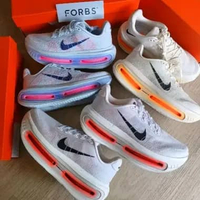 Nike Vomero Premium Black Volt / Blue Tint / Hyper Pink / White Sail Coconut Milk Orange / Crimson R