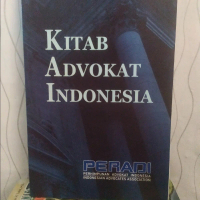 KITAB ADVOKAT INDONESIA Peradi