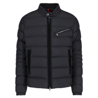 【MONCLER】秋冬新款 男款 SOUILLET 羽絨外套-黑色(2號USA-M、3號USA-L、4號USA-XL、5號USA-XXL)