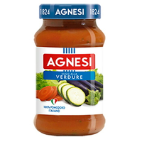 Agnesi義大利蕃茄鮮蔬麵醬，傳統風味拿波里番茄醬汁，口味甘甜，使用地中海飲食的要角番茄為主材料 400g(罐)