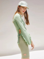 กางเกงขาสั้น ทรงสกินนี่ ผ้าริบเจอร์ซีย์ รุ่น VA21ST002GN สีเขียว
