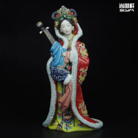 Boneka Shiwan master wanita baik dari karakter kuno Zhaojun ornamen modern buatan tangan Cina keramik kerajinan