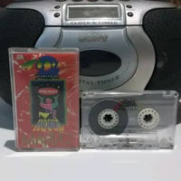 Kaset Pita House Music Mania