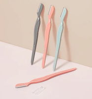 Kinepin Eyebrow razor มีดกันคิ้ว1*3