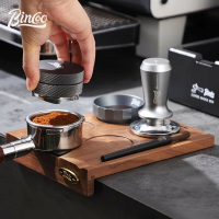 Bincoo胡桃木咖啡工作板壓粉器底座套裝咖啡機手柄填壓布粉收納板【北歐家居生活】