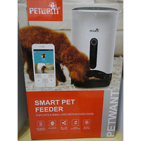 PETWANT 派旺 APP智慧型寵物餵食器 PF-103 (以郵局寄出 超商取貨以原箱寄出 不另外裝箱 聊聊留言)