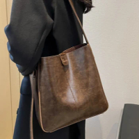 Women Retro Shoulder Bag Soft Tote Armpit Bag Large Capacity Satchel Sling Bag PU Leather Hobo Bag Commuting Bag