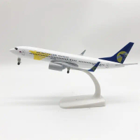 Mô hình máy bay Mongolia Airlines Boeing 737