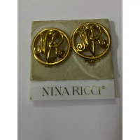 ตุ้มหู N ️ N A.  R  C C. I ของใหม่ค่ะ 590฿ คําแนะนําการขายที่ร้อนแรงในเดือนนี้