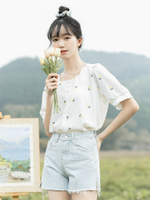 小清新雪紡襯衫女夏季新款設計感小眾短袖襯衣方領泡泡袖碎花上衣
