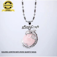 Kalung Titanium Pria Wanita Liontin Batu Rose Quartz Merah Mudah Pink Natural Alam