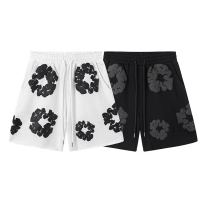 Quần short thường ngày in họa tiết đen trắng toàn bộ của New Denim Tears