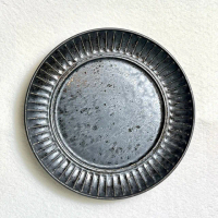 【美濃燒】日本製 六魯 Rokuro Bluts 金晶釉大菊皿圓盤 23cm(菊花盤、陶瓷盤)
