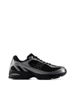 รองเท้าผ้าใบยูนิเซ็กส์ New Balance 509 สี Black / Dark Silver Metallic