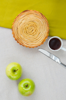 法式里昂蘋果派 6吋~ 每一口都吃的到酸甜的蘋果