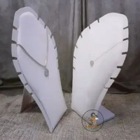 Tempat Display Perhiasan Kalung Tedung Lipat Putih