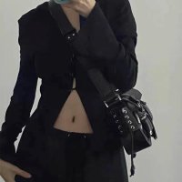 【MoonDy】包包 肩背包 斜背包 辣妹風 腋下包 黑色機車包 miumiu風 質感潮酷辣妹 小眾包包 百搭