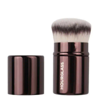 HOURGLASS Berus Kabuki Boleh Laras untuk Foundation