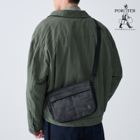 PORTER INTERNATIONAL - 翻玩迷彩PUZZ斜肩包 - 黑