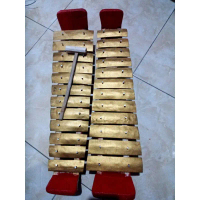 Mainan Saron 12 Wilah Saron Trasisional 12 Nada Alat Dewasa Kayu Asli