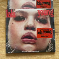 CD ซีดีเพลง Lola Young,Messy (แผ่นแท้,ใหม่,ซีล)