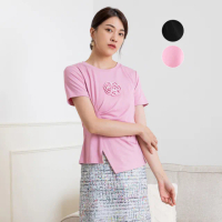 【MEDUSA 曼度莎】現貨-茶花珠串顯瘦抓褶T恤 - 2色（M-XL）｜女休閒上衣 小香風山茶花(305-56701)