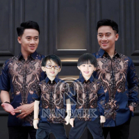 TERBARU BATIK LAYANGAN KEMEJA BATIK PRIA BIRU NAVY BIRU DONGKER batik ayah dan Batik anak cowok