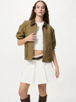 UNIQLO Rok Model Celana Lipit Pleated Skort WANITA OFF WHITE L