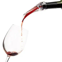 Magic Wine Decanter Red Wine Aerating Pourer Spout Decanter Wine Aerator Quick Aerating Pouring Tool Pump Portable Filter 2024