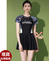 來福，C1012短袖達幸二件式泳衣連身裙游泳衣泳裝M-XL正品，售價880元