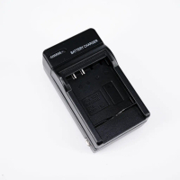 ที่ชาร์จแบตเตอร์รี่กล้อง Battery Charger รหัสแบต NP-BK1 /LI-50B/LI-70B/LI-90B