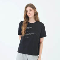 【GIORDANO 佐丹奴】女裝SORONA Inner Peace印花上衣 Black&White系列(04 標誌黑)