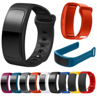 Wrist band For Samsung Gear Fit 2 Pro Replacement Band With Metal Buckle Soft Silicone Watchband For Samsung Fit2 SM-R360 Strap