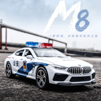 1:32 BMW M8รถรุ่นตกแต่งจำลองล้อแม็กรถยนต์รุ่นตำรวจรถรุ่นแสงเสียงของเล่นดึงกลับรถของขวัญเด็ก A29