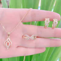 Satu set perhiasan wanita titanium model emas 3 in 1 realpict anti karat mewah elegan perhisan perem
