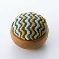 手作森林 日本製 Olympus 小巾刺繡 針插 材料包 波模樣 刺繡 針包