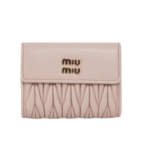 【MIU MIU】金字納帕軟皮拉鍊零錢袋三折短夾(粉色)