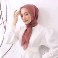 Kerudung Segiempat paris jadul polos varisha