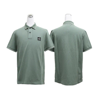 【Stone Island】Stone Island 羅盤補丁LOGO條紋領圍設計雙釦棉質混紡短袖POLO衫(男款/鼠尾草綠)