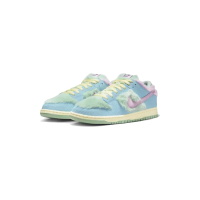 Verdy x Nike Dunk SB Low 藍綠粉絨毛 聯名款 大尺碼 Verdy聯名 毛絨玩具Visty 柔軟燈芯絨 毛絨襯底 俏皮 休閒鞋 男鞋 FN6040-400