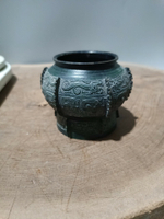 日本回流銅器銅青銅香爐，紋飾精美，底部帶款。底有點磕碰。名家