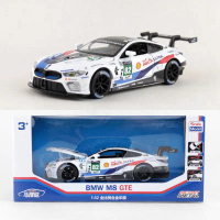 Kereta Lumba BMW M8 GTE Le Mans, Yufeng Maketa, Skala 1: 32, dengan Bunyi dan Cahaya, Simulasi Tarik