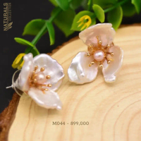 M044-Hoa Tai Trai Keshi kết hoa  3 cánh