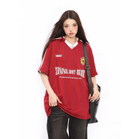 ฤดูร้อนใหม่อเมริกันสีแดง Casual JERSEY V คอสั้นเสื้อยืดผู้หญิง Y2k Punk สไตล์ Streetwear ขนาดใหญ่เสื
