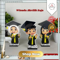 Promo Piala Wisuda Akrilik Karikatur Karakter (Hijab Hitam) Piala Akrilik Almamater - Piala Wisuda -