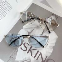 American Retro Cat Eye Blue Sunglasses, for Women and Men, Y2K Style, Fashion, Concave Design, Suita