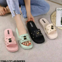 Breslin Selop Sandal Cantik Jelly Wedges Perempuan Karet Anti Slip Tidak Licin Anti Air Variasi Warn