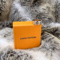 Louis Vuitton路易威登 LV飾品 LOGO寬版戒指(銀色) (M號 #59 國際圍15)
