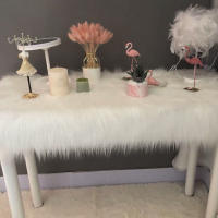 白色長毛絨布料拍照背景布沙發坐墊布鋪梳妝臺和凳子柜臺展示布絨